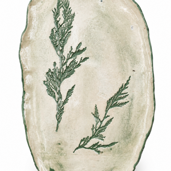 Talerz ceramiczny formowany ręcznie. Wymiary 45/26 cm